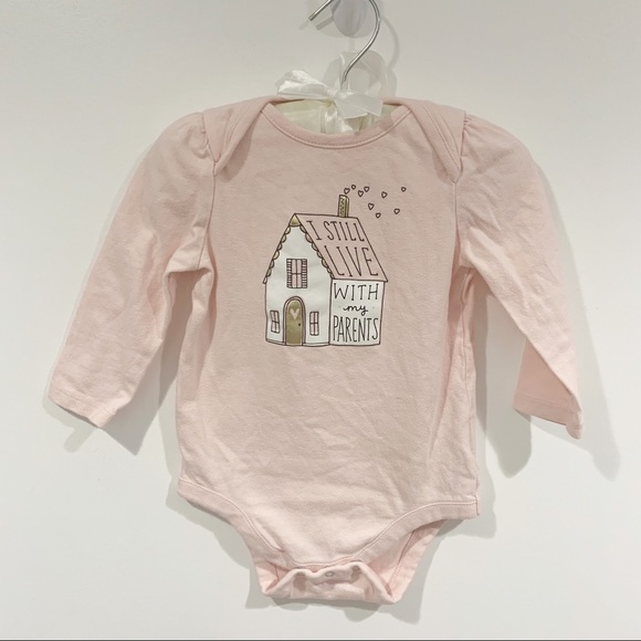 GAP Other - Gap Baby girl pink top Sz 6-12M